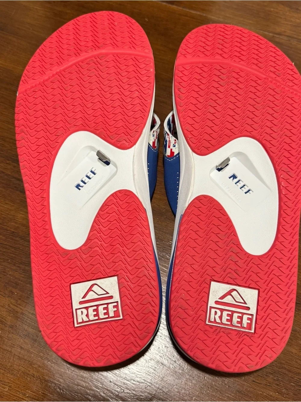 Reef Fanning Flip Flops Mens 10 Patriotic Red White Blue Bottle Opener American